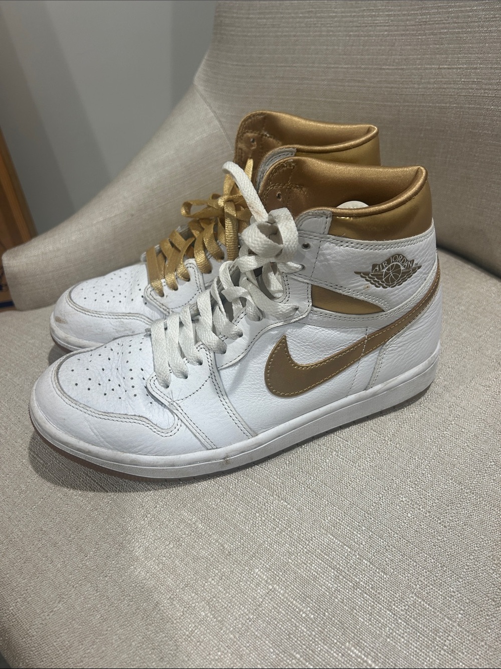 Jordan Heeled Boots - White & Gold